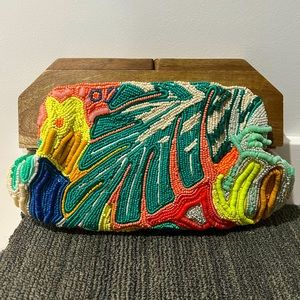 Beaded vibrant clutch perfect condition
